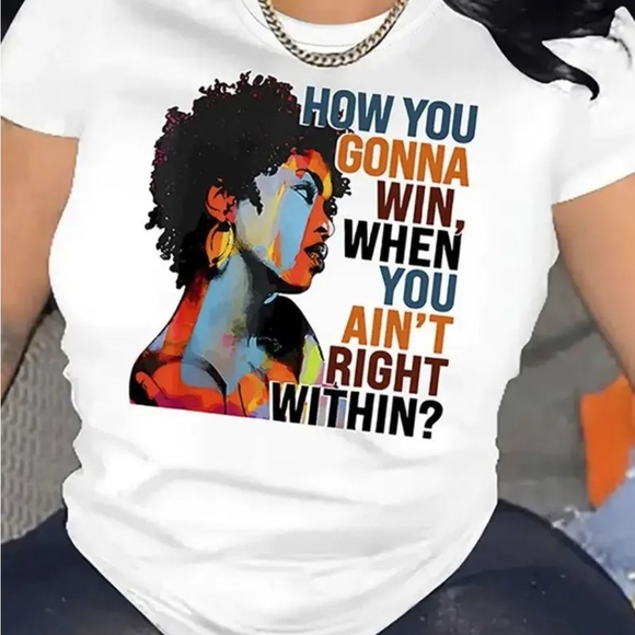 Zee’s Closet Tops - Graphic Print White T-Shirt